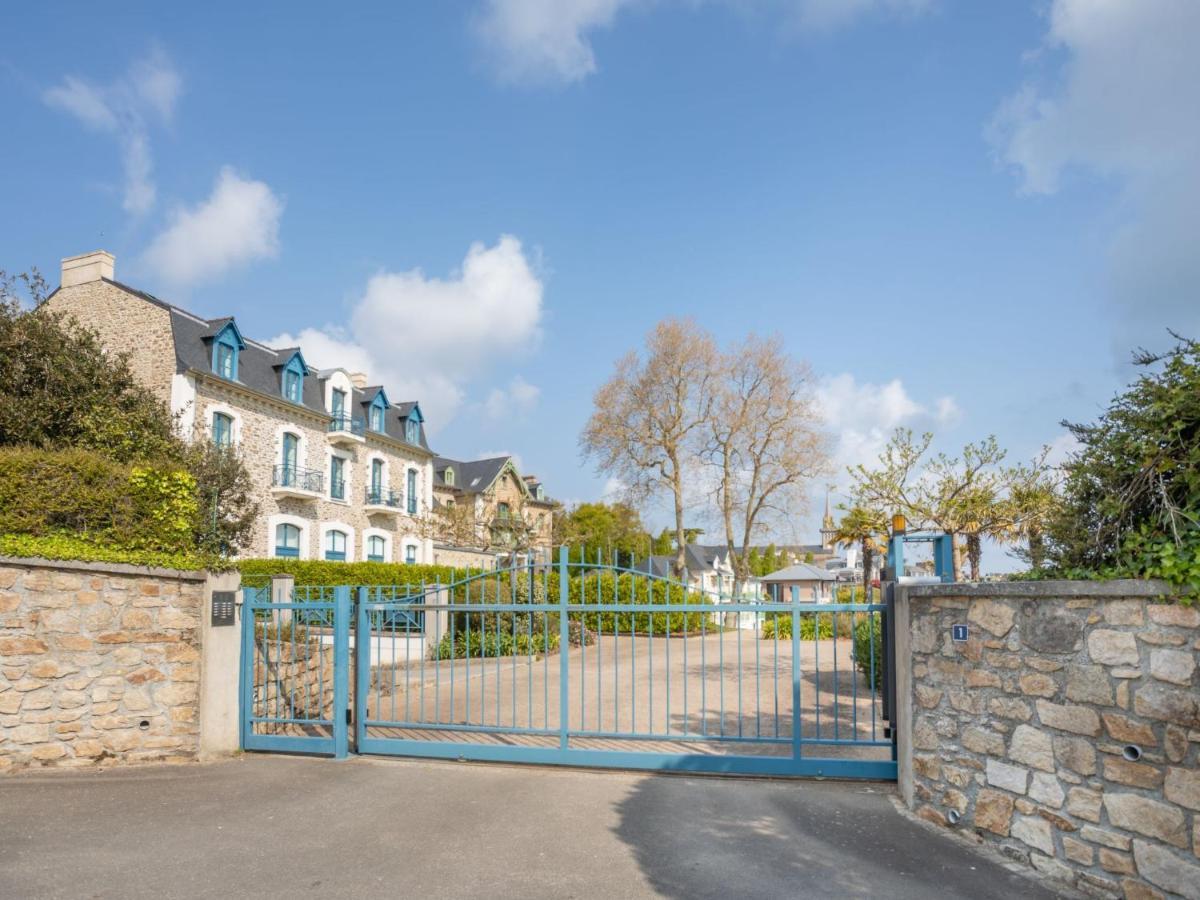 Apartment Le Parc Du Prieure By Interhome 迪纳尔 外观 照片
